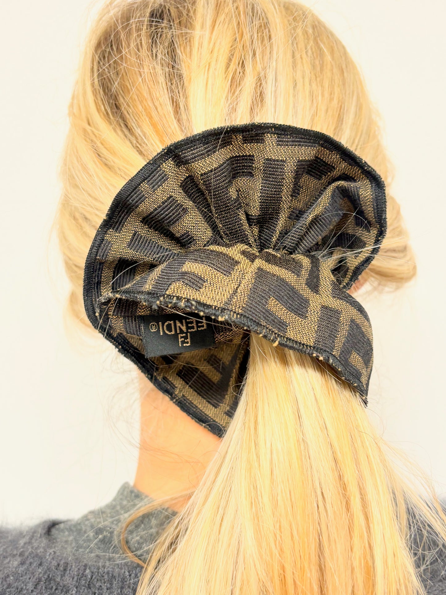 FENDI Chouchou Zucca