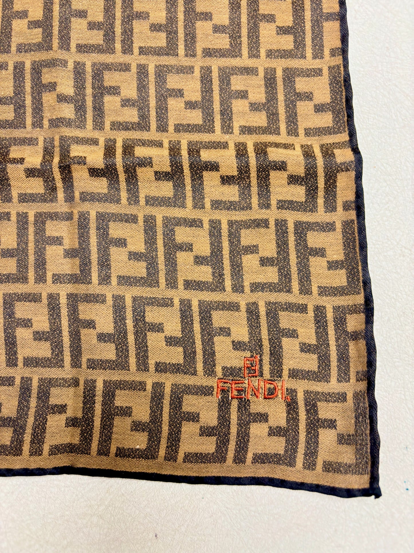 FENDI Carré Zucca