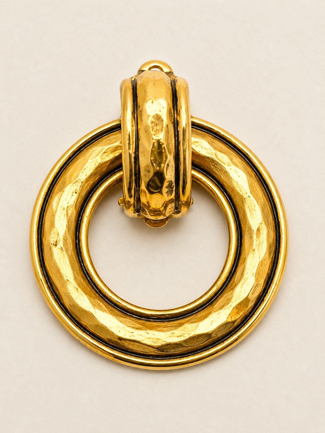 CHANEL Boucles d'oreilles Hoops