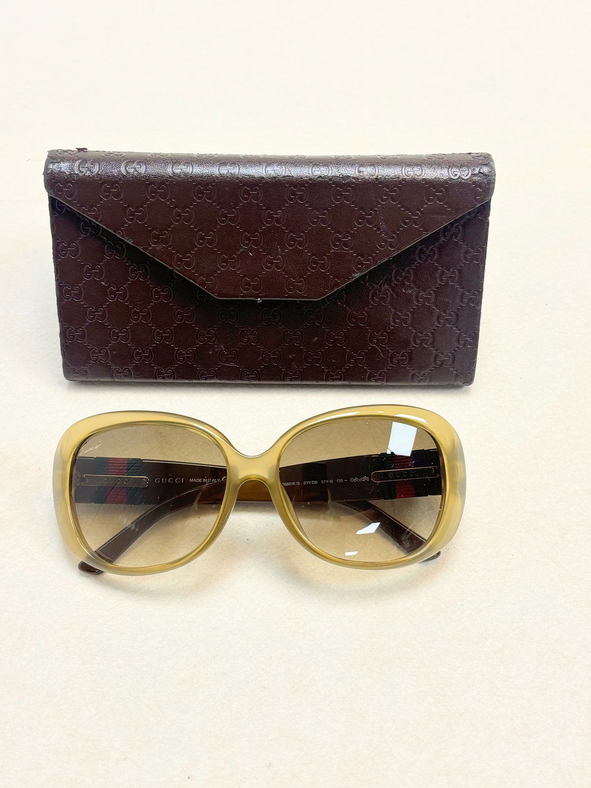 GUCCI Lunettes de soleil