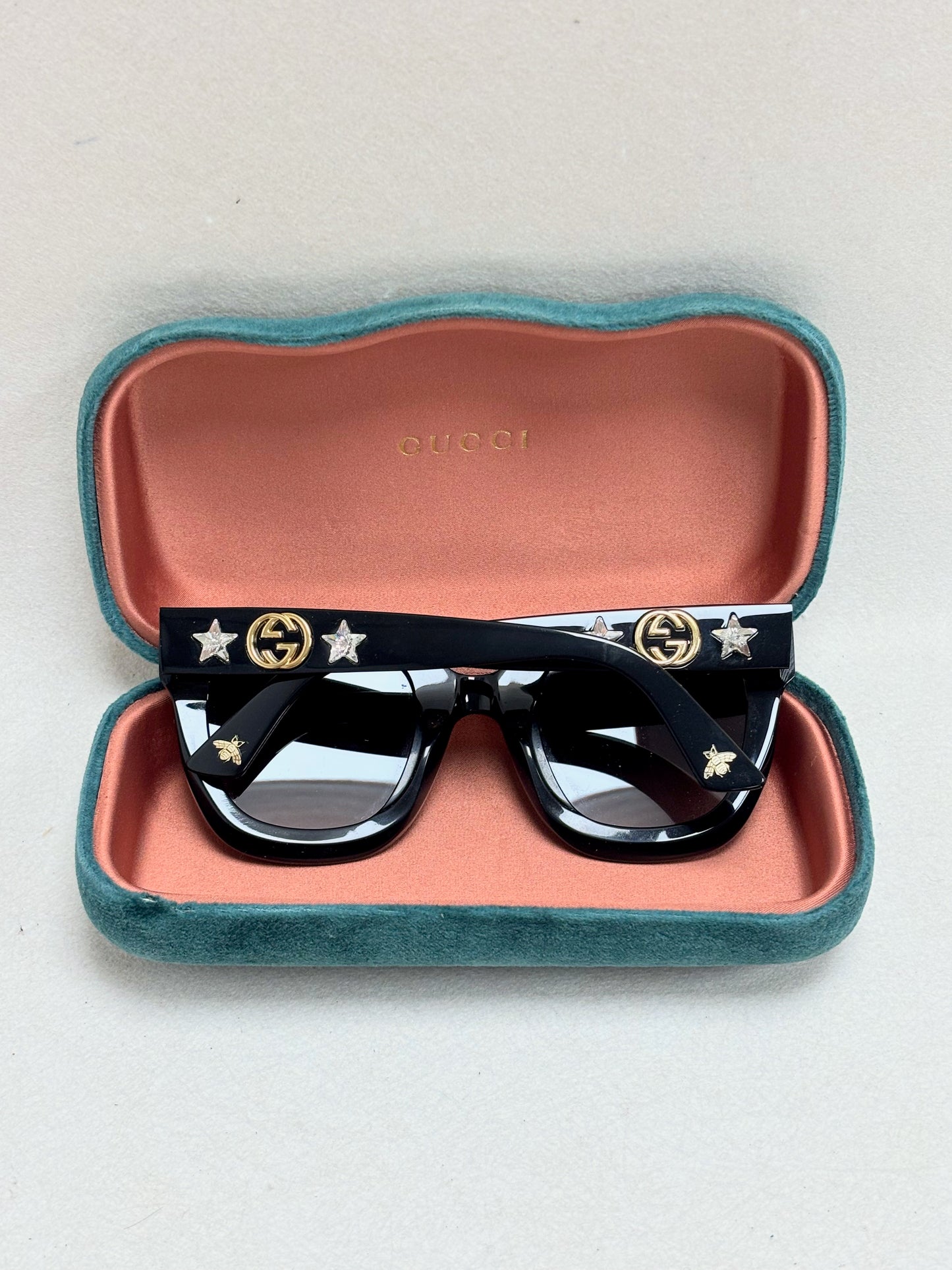 GUCCI Lunettes de soleil