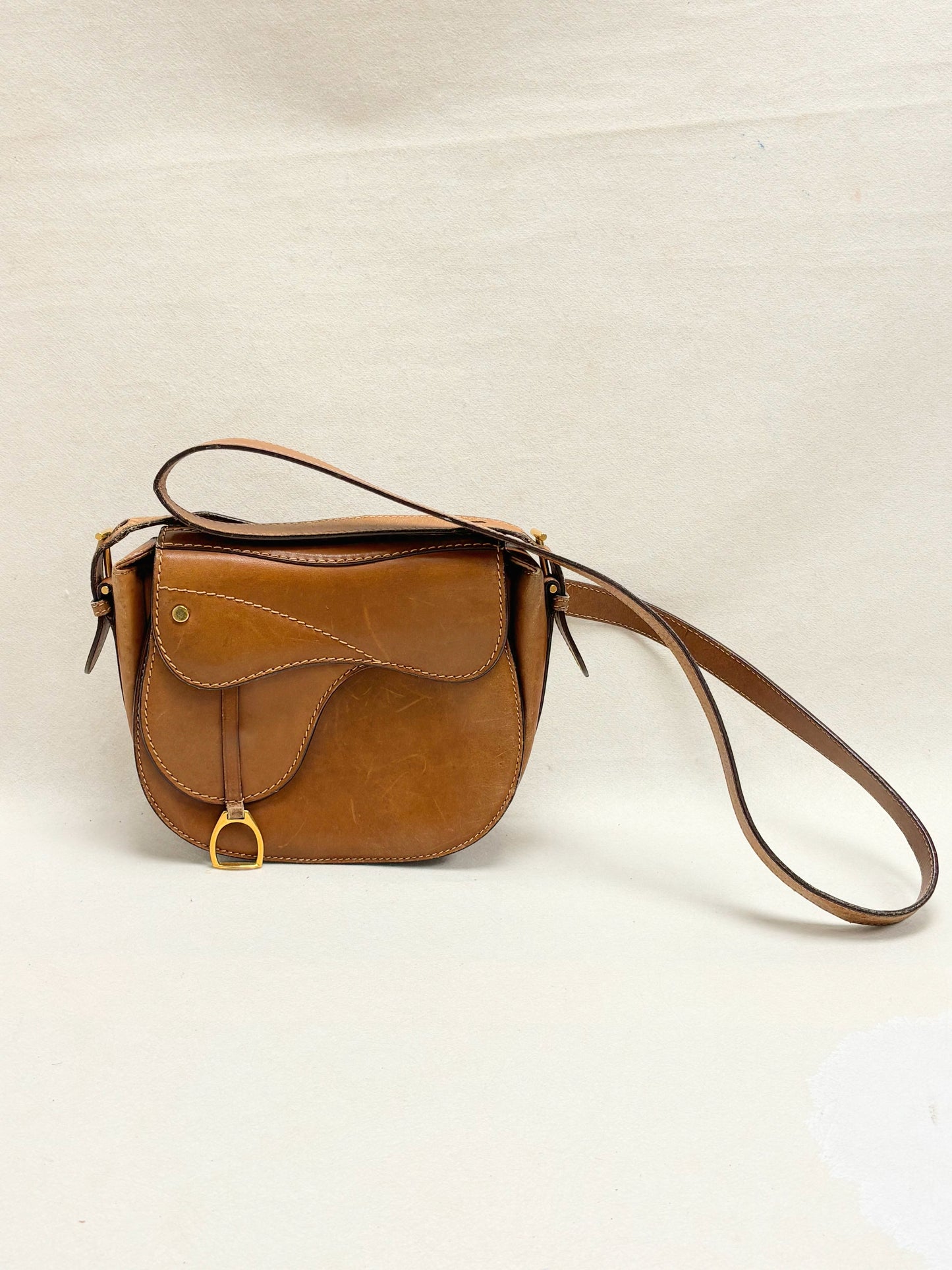 GUCCI Sac Saddle MM