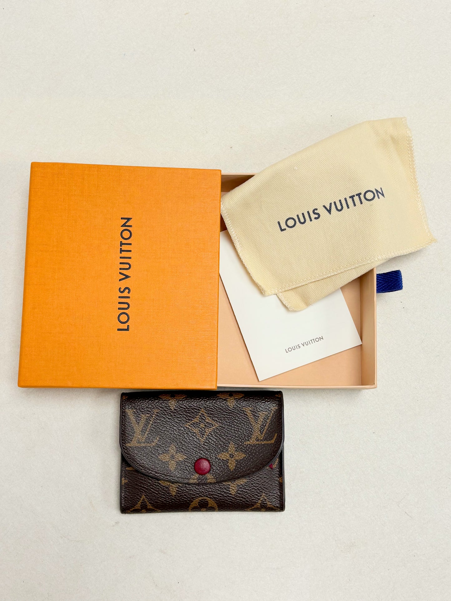 LOUIS VUITTON Porte-monnaie Rosalie