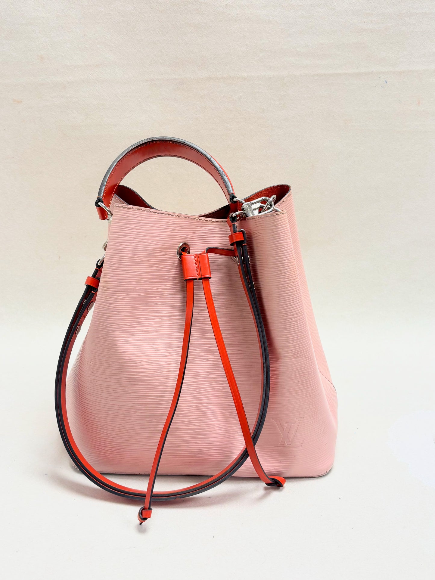 LOUIS VUITTON Sac NéoNoé MM