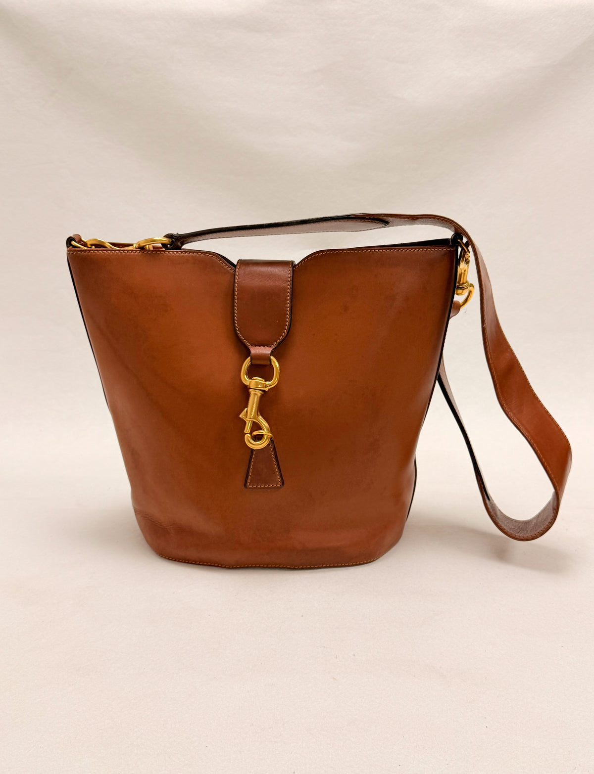 GUCCI Sac Jackie Bucket Bag