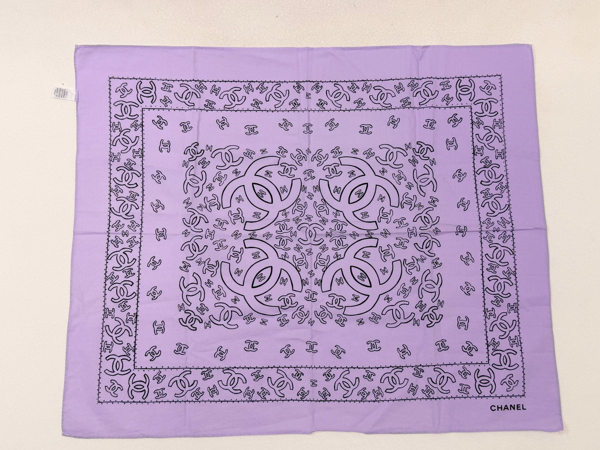 CHANEL Foulard Bandana