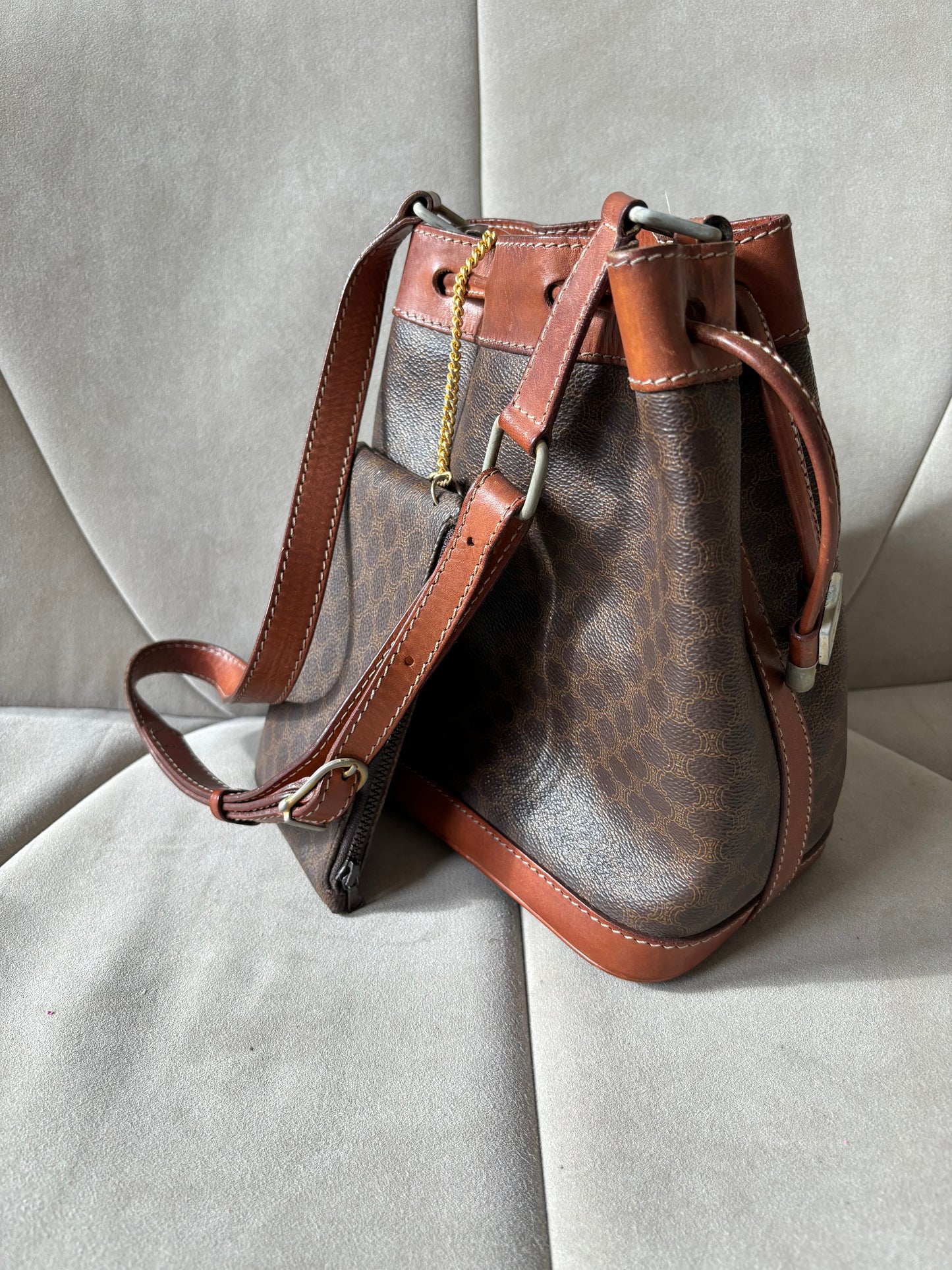 CÉLINE Sac Seau Triomphe