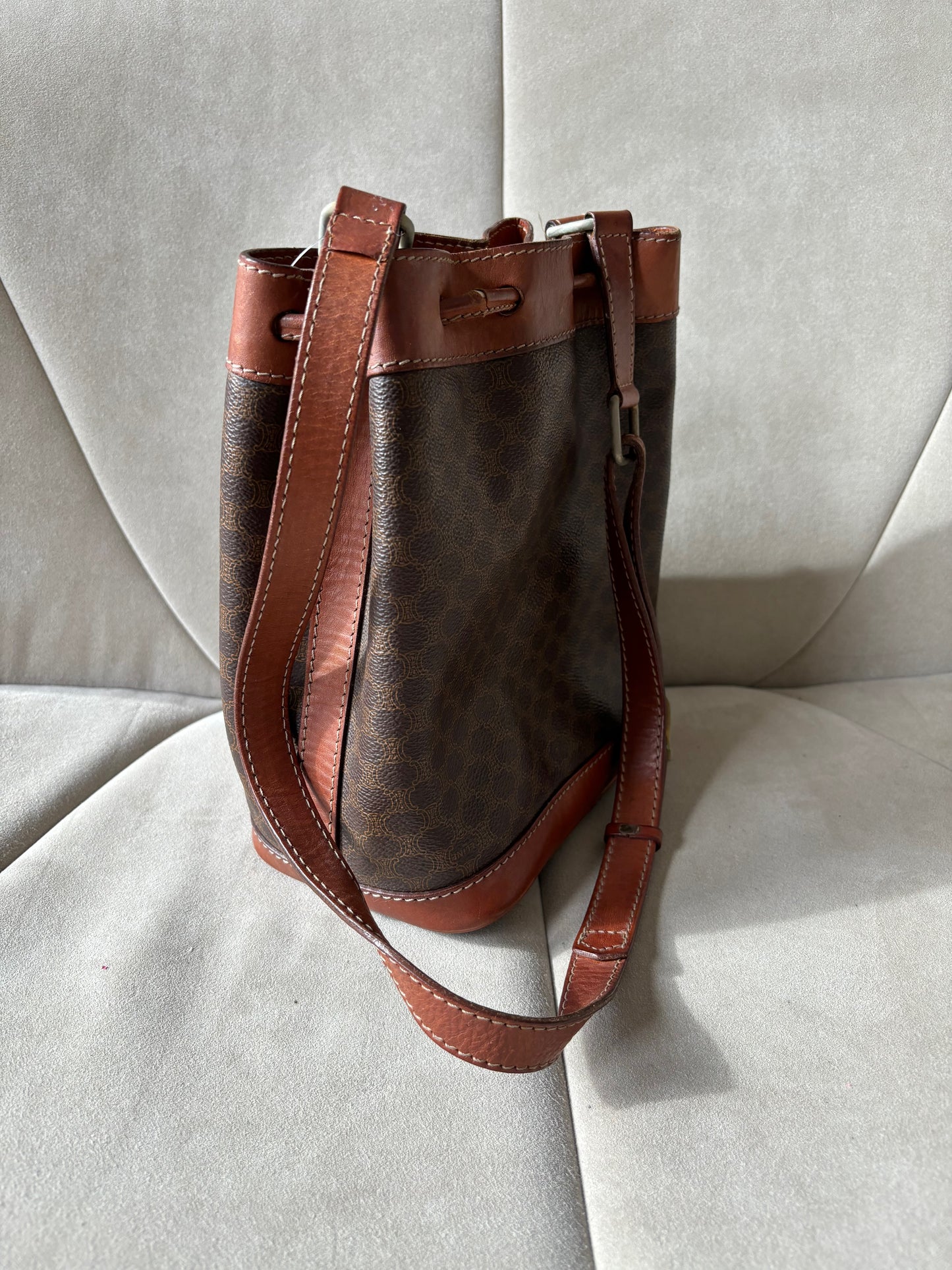 CÉLINE Sac Seau Triomphe
