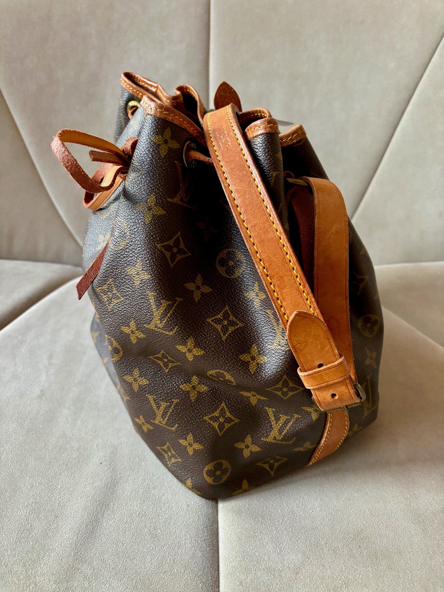 LOUIS VUITTON Sac Noé
