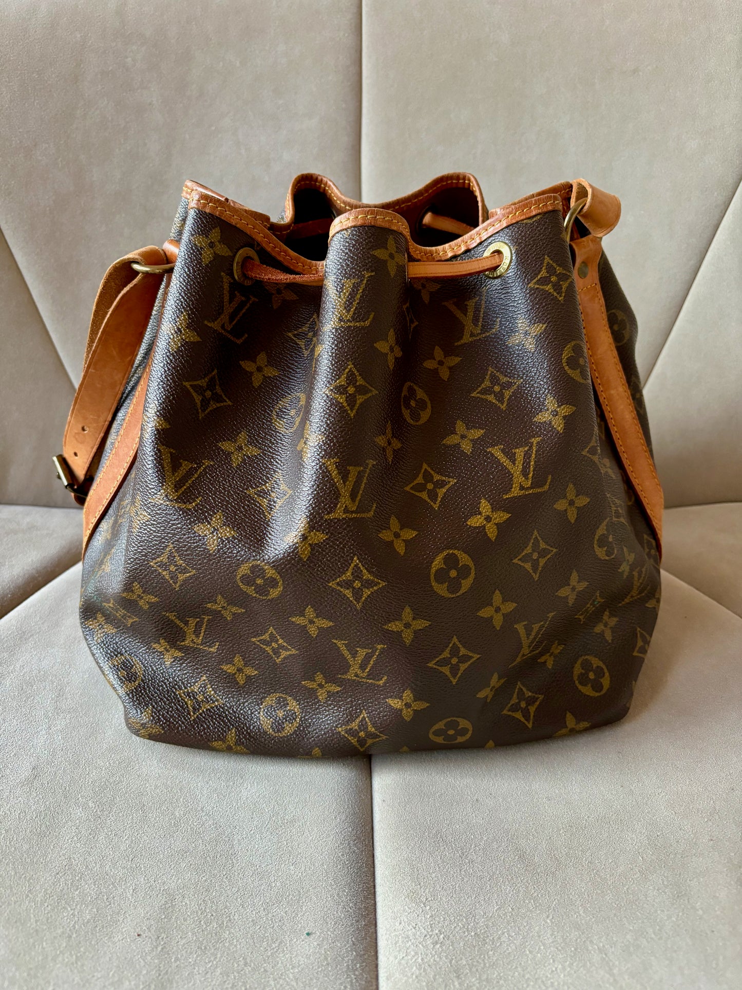 LOUIS VUITTON Sac Noé