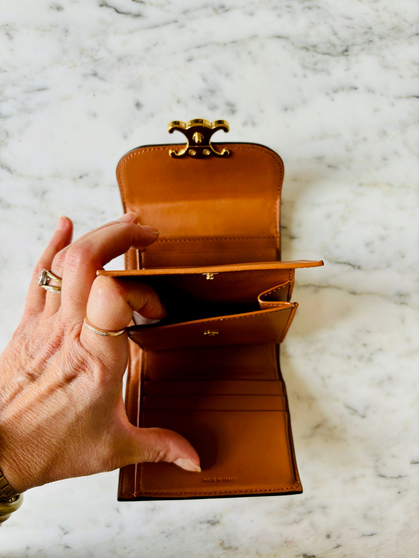 CÉLINE Portefeuille Triomphe