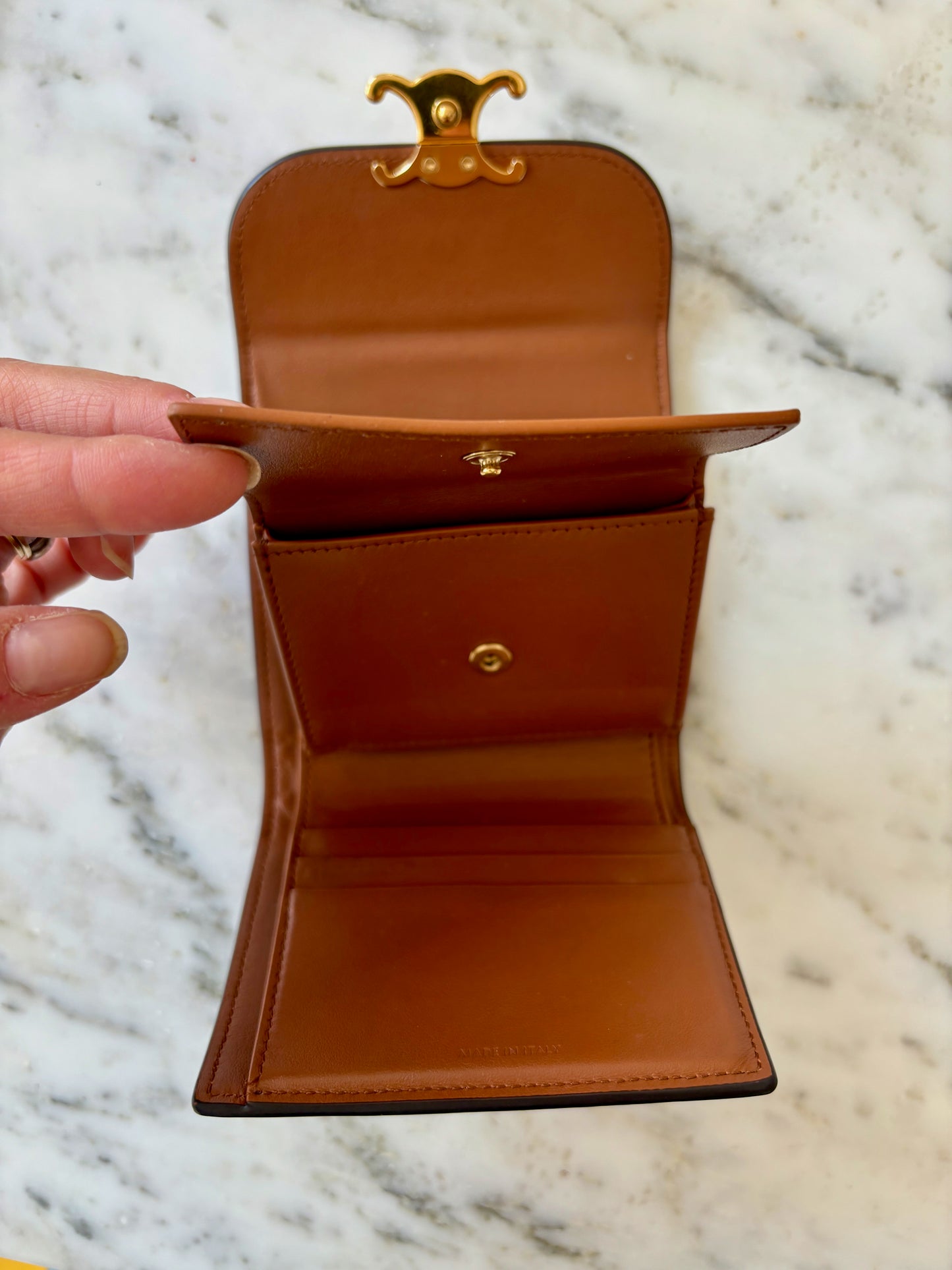 CÉLINE Portefeuille Triomphe