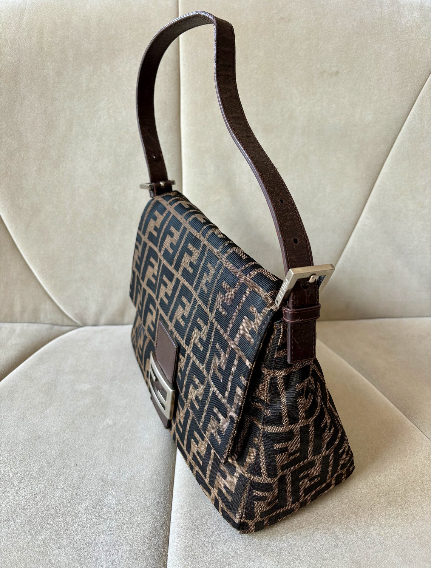 FENDI Sac Mamma Baguette