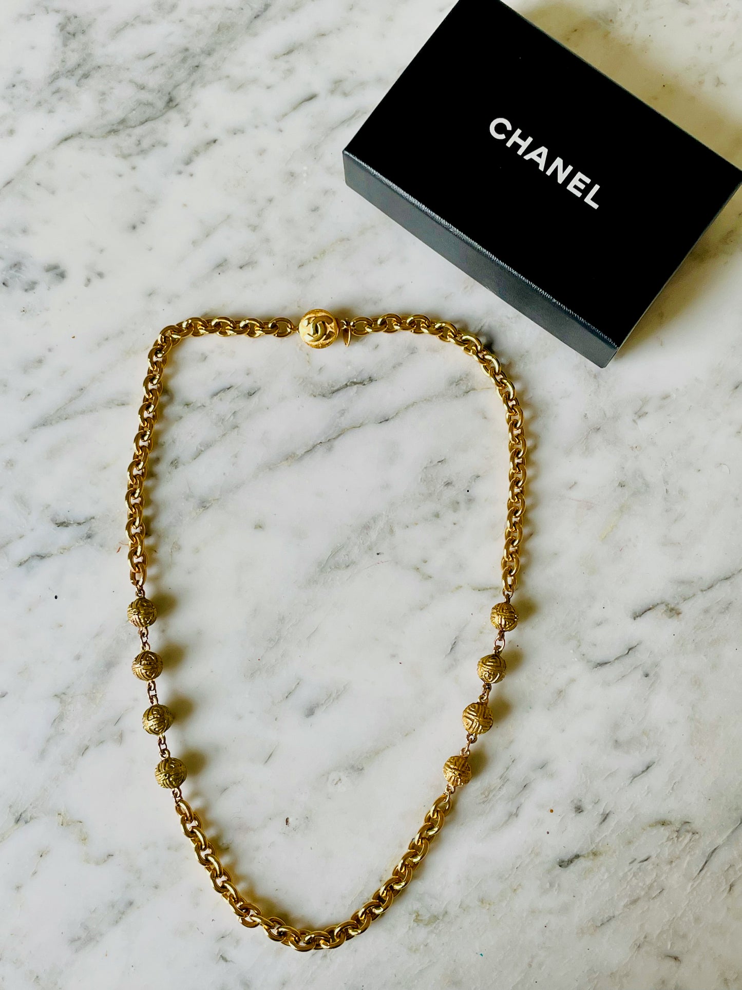 CHANEL collier sautoir