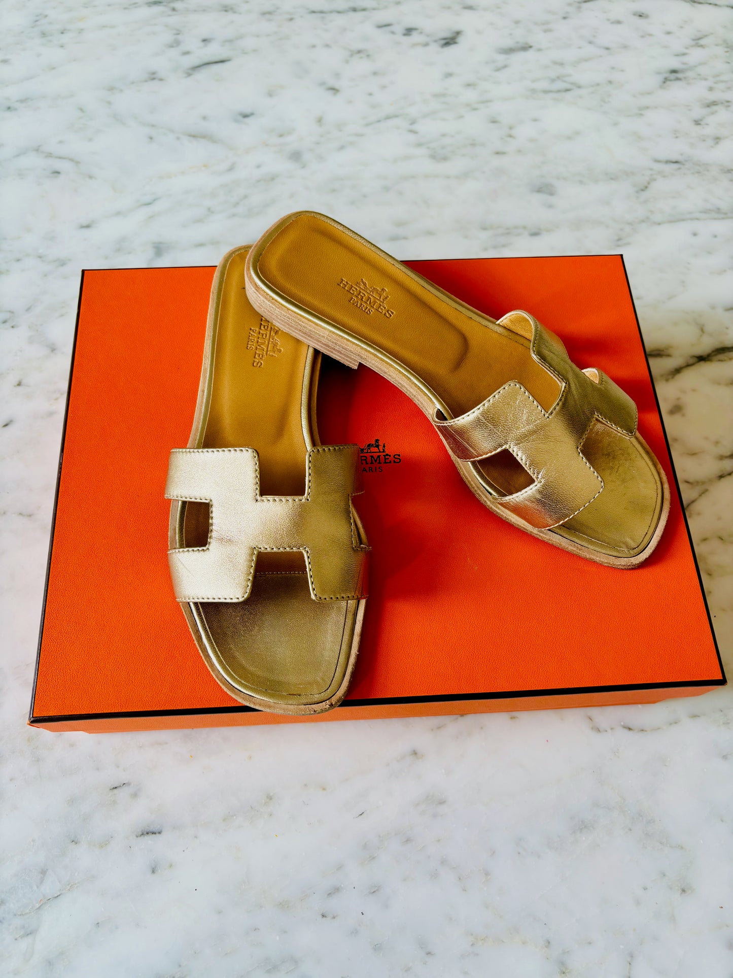 HERMÈS Sandales mules Oran