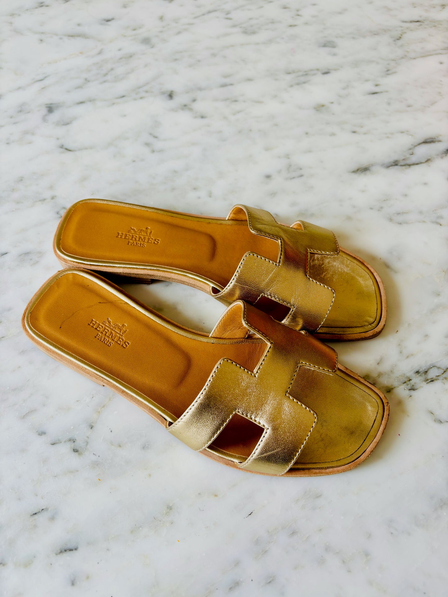 HERMÈS Sandales mules Oran