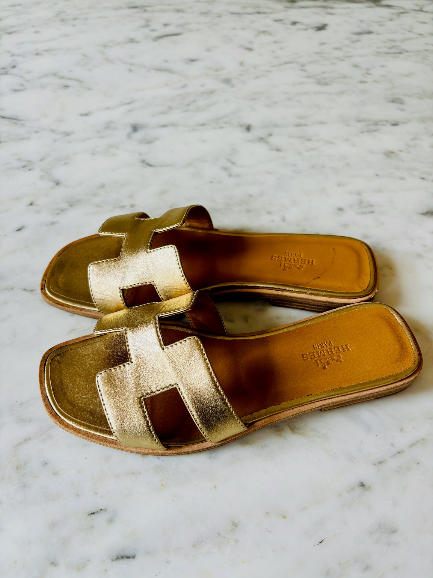 HERMÈS Sandales mules Oran