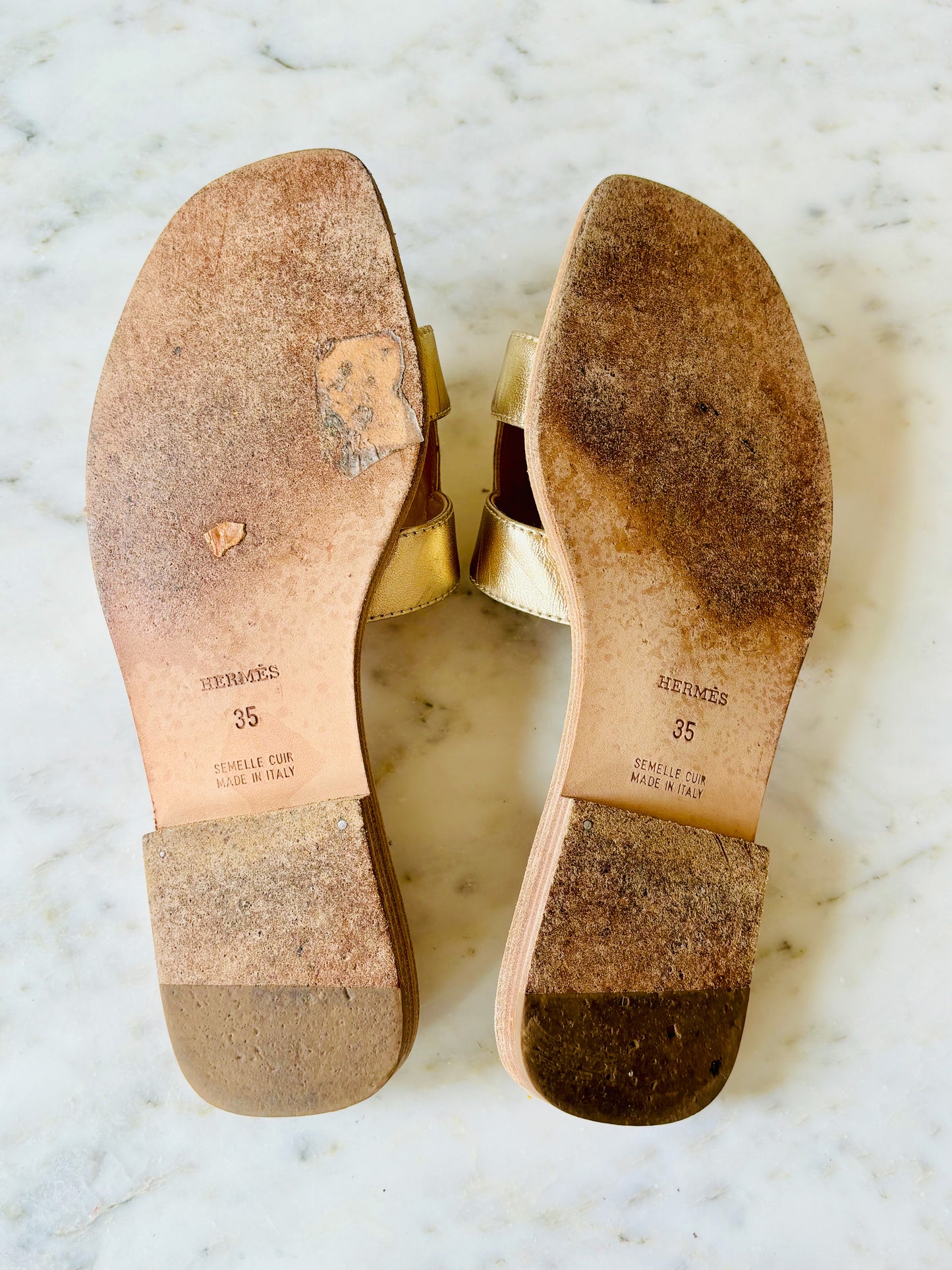 HERMÈS Sandales mules Oran