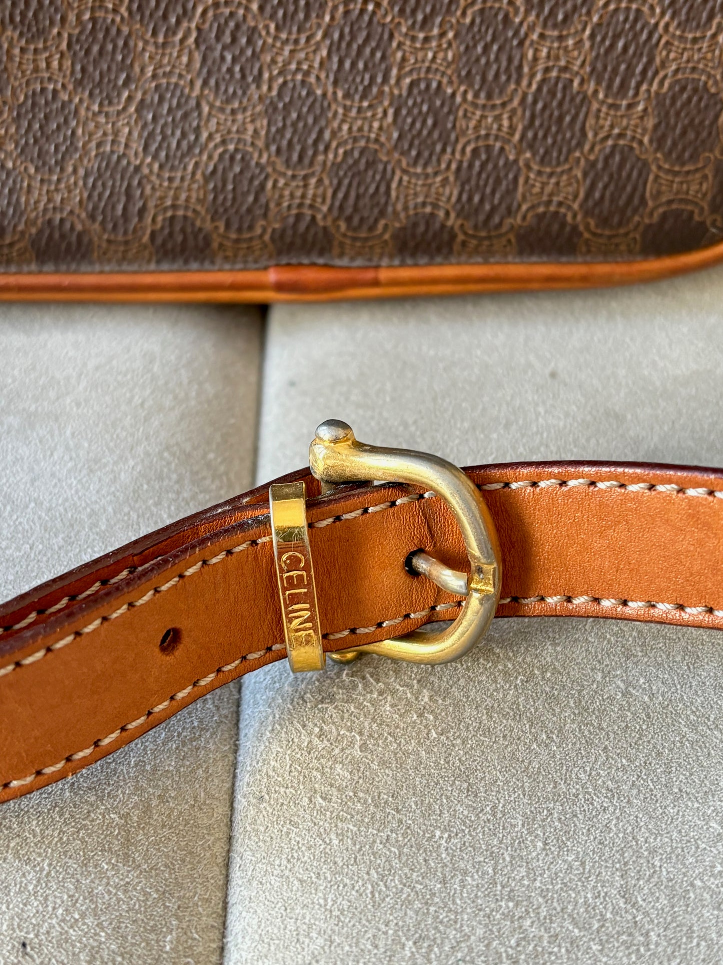 CÉLINE Sac seau Triomphe