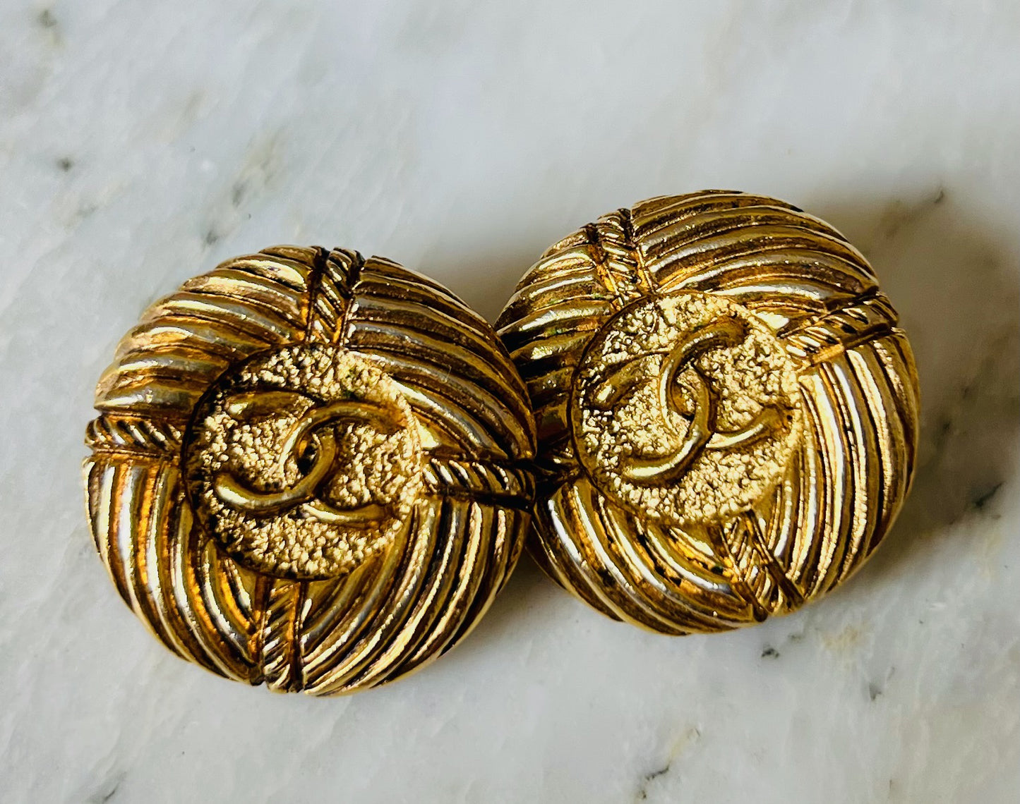 CHANEL Boucles d'oreilles
