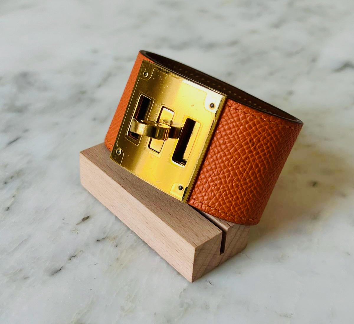 HERMÈS Bracelet Kelly Dog