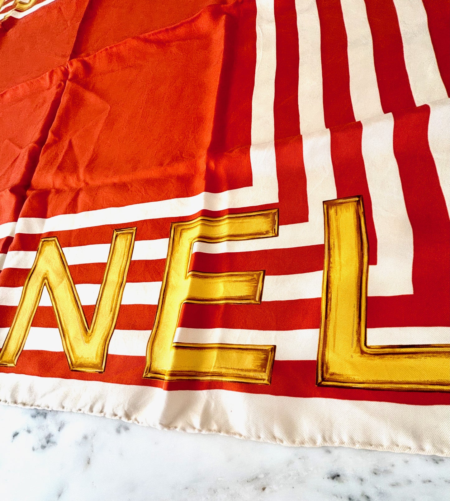 Foulard en soie CHANEL
