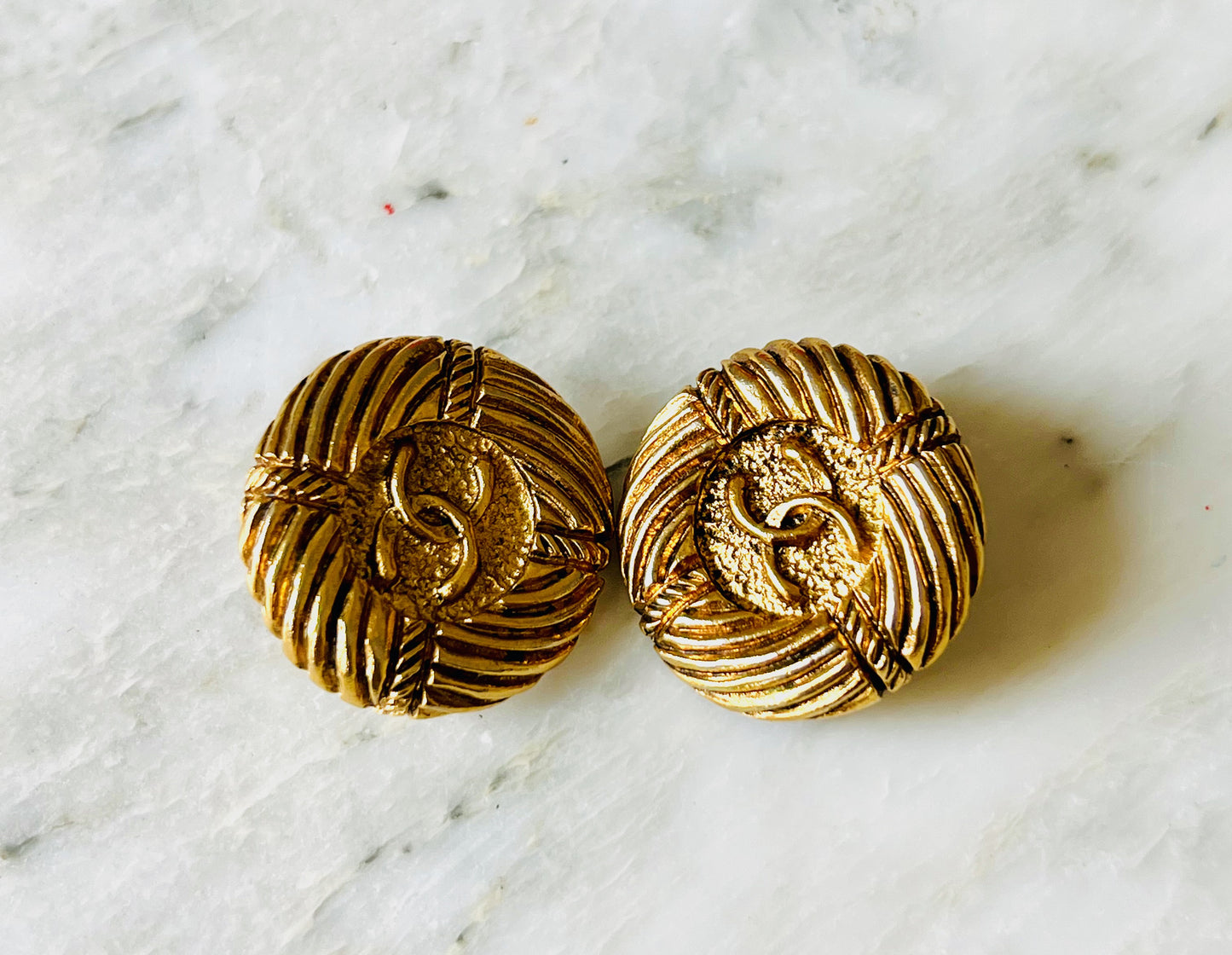 CHANEL Boucles d'oreilles