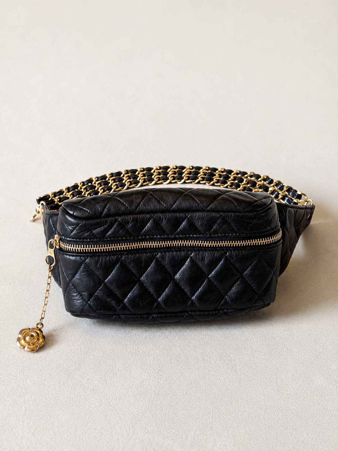 CHANEL Sac banane