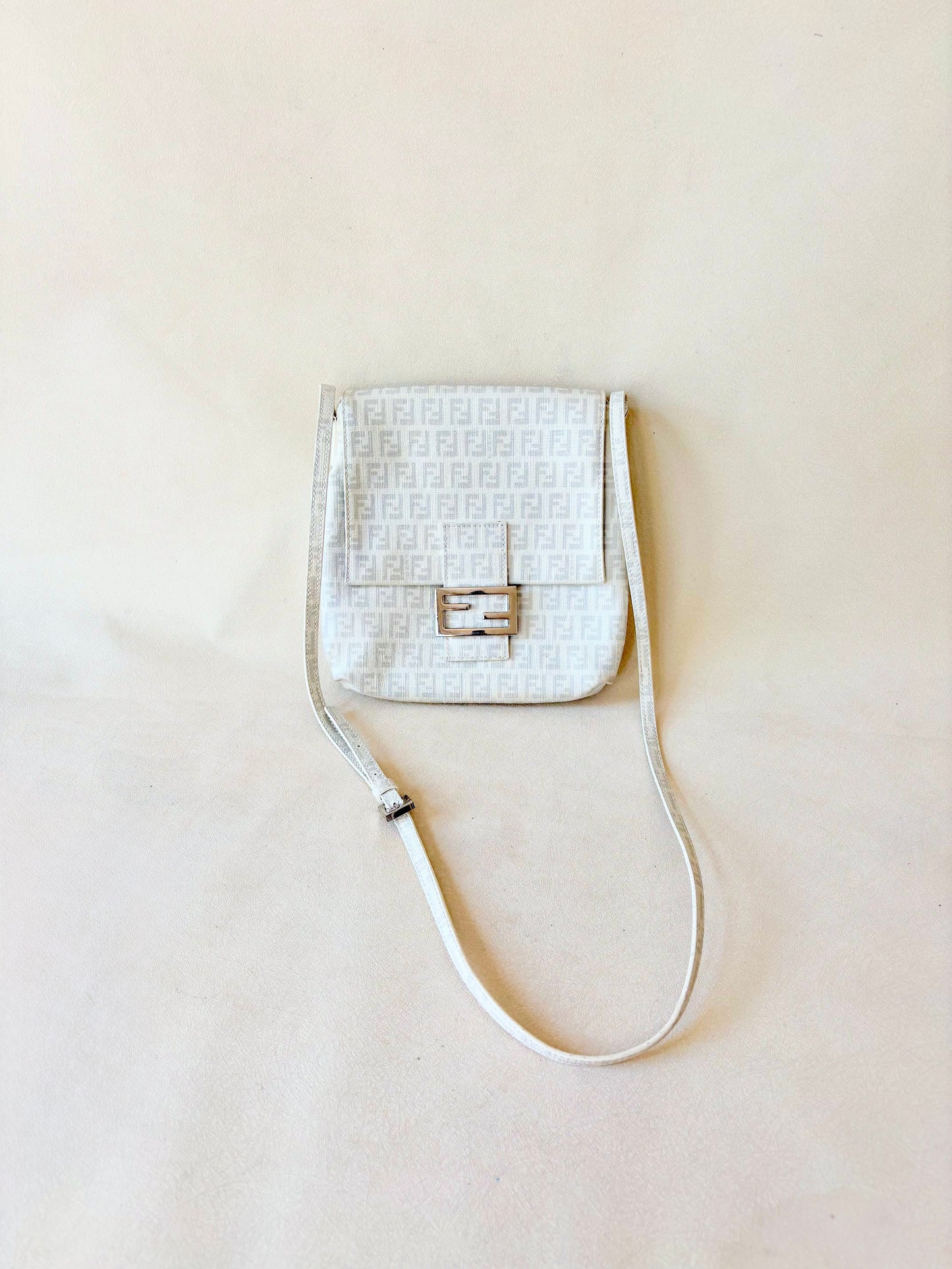 FENDI Sac Besace Mamma