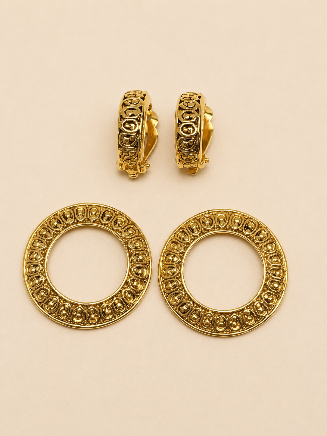 CHANEL Boucles d'oreilles Hoops