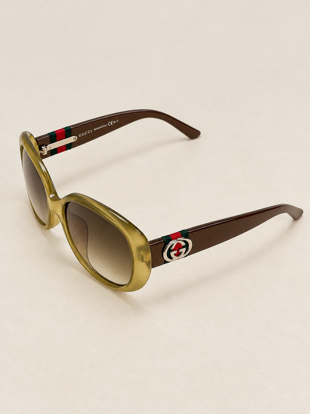 GUCCI Lunettes de soleil