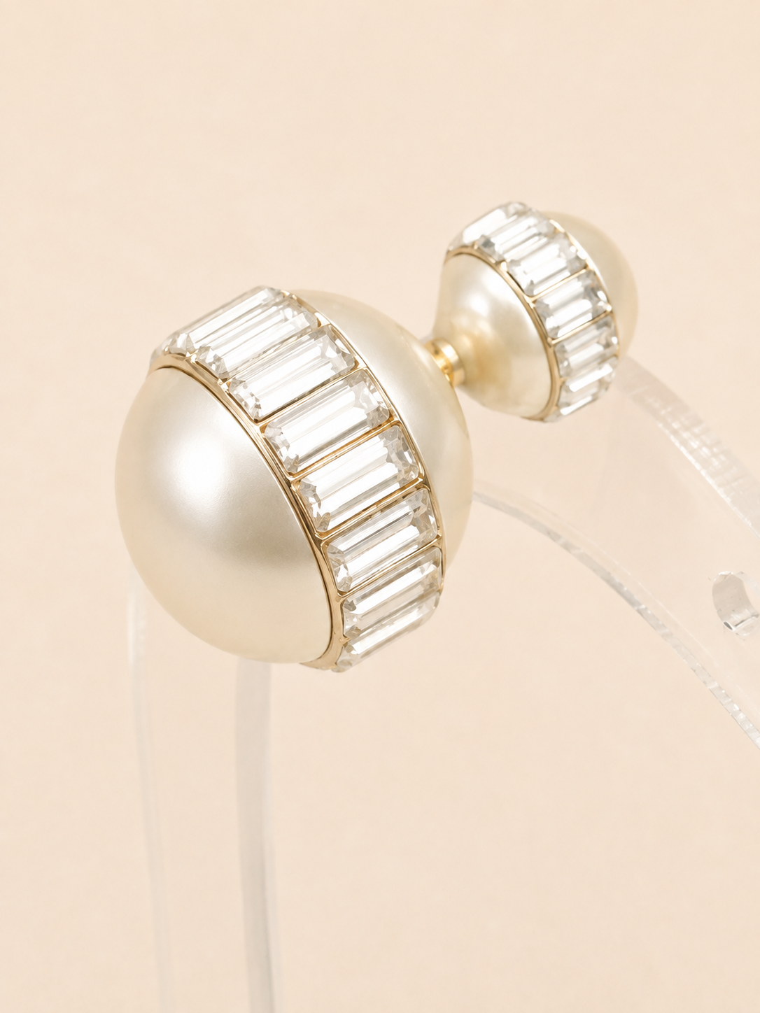 DIOR Boucle d'oreille Tribale solitaire
