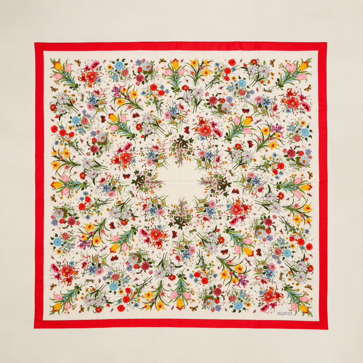 GUCCI Maxi Foulard Carré Flora
