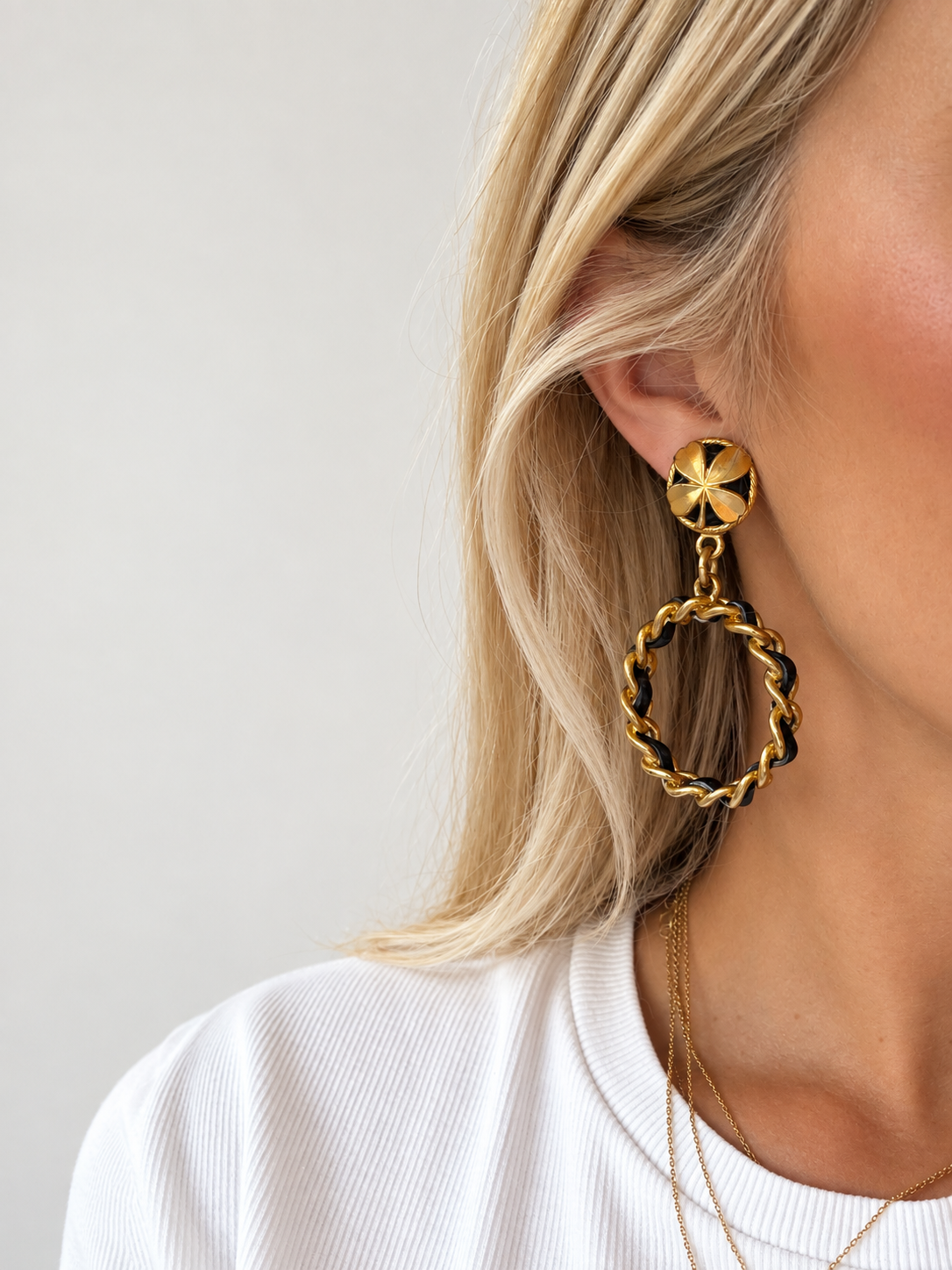 CHANEL Boucles d'oreilles Hoops 94