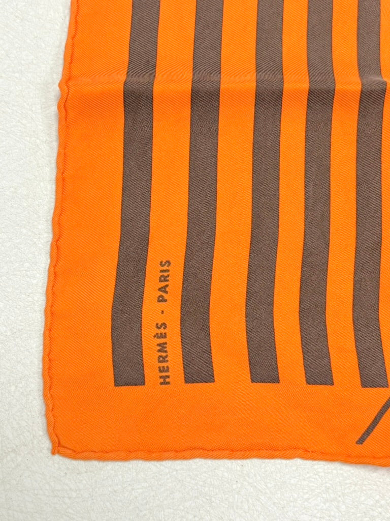 HERMÈS Carré H au Galop