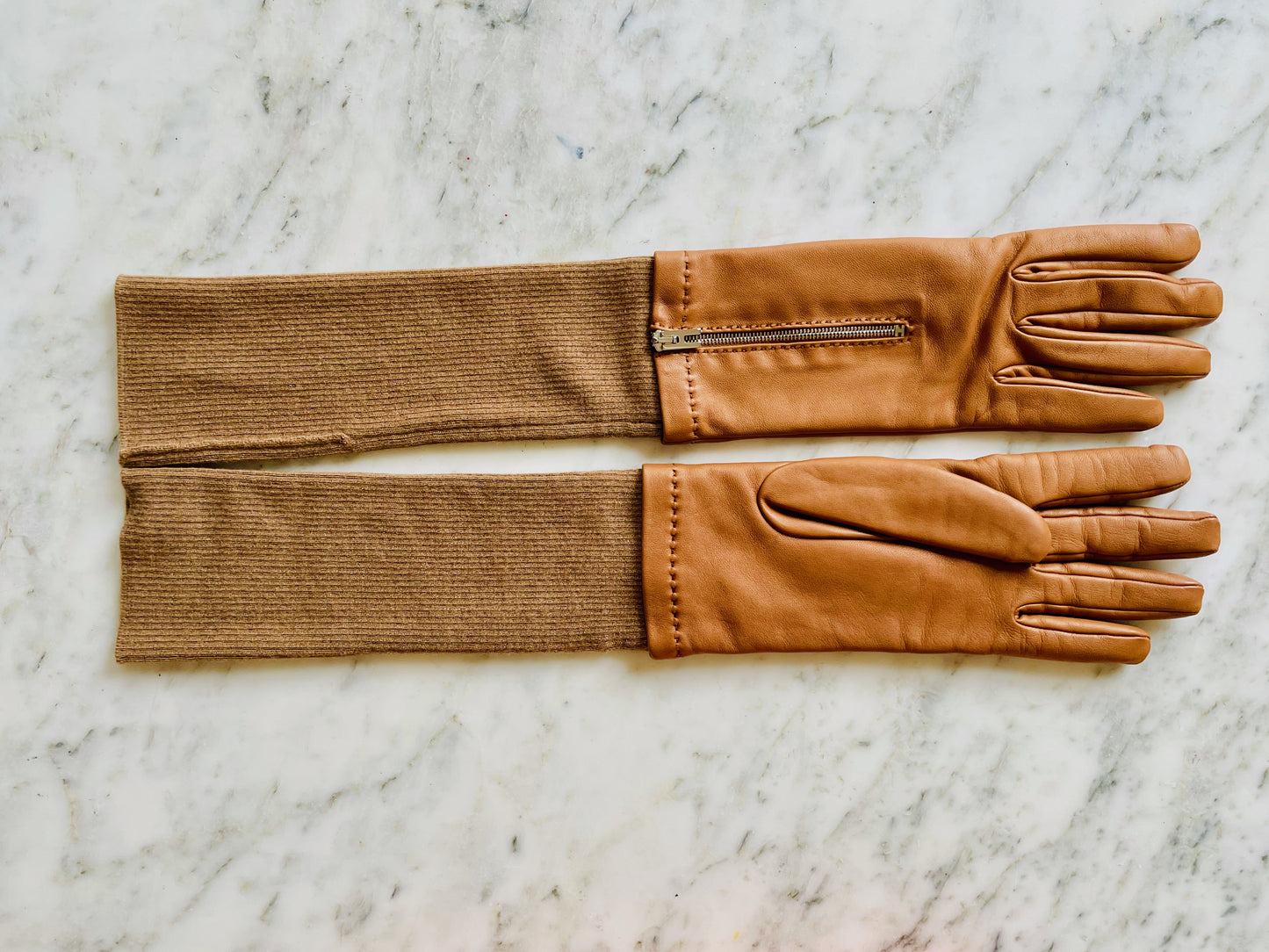 HERMÈS Gants en cuir