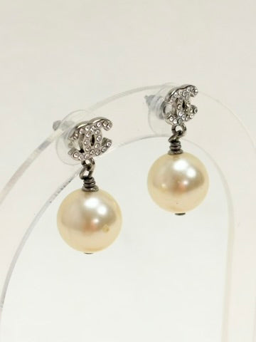 CHANEL Boucles d'oreilles