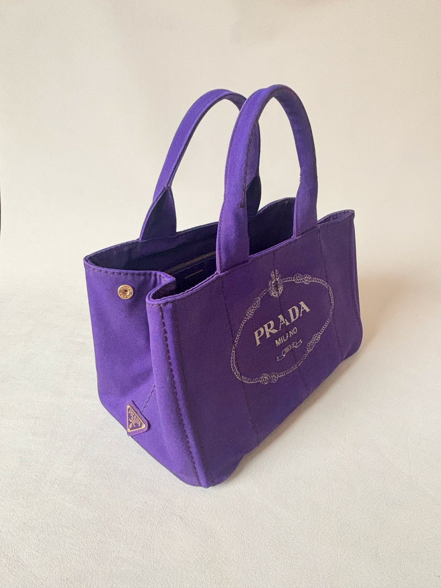 PRADA Sac Canapa