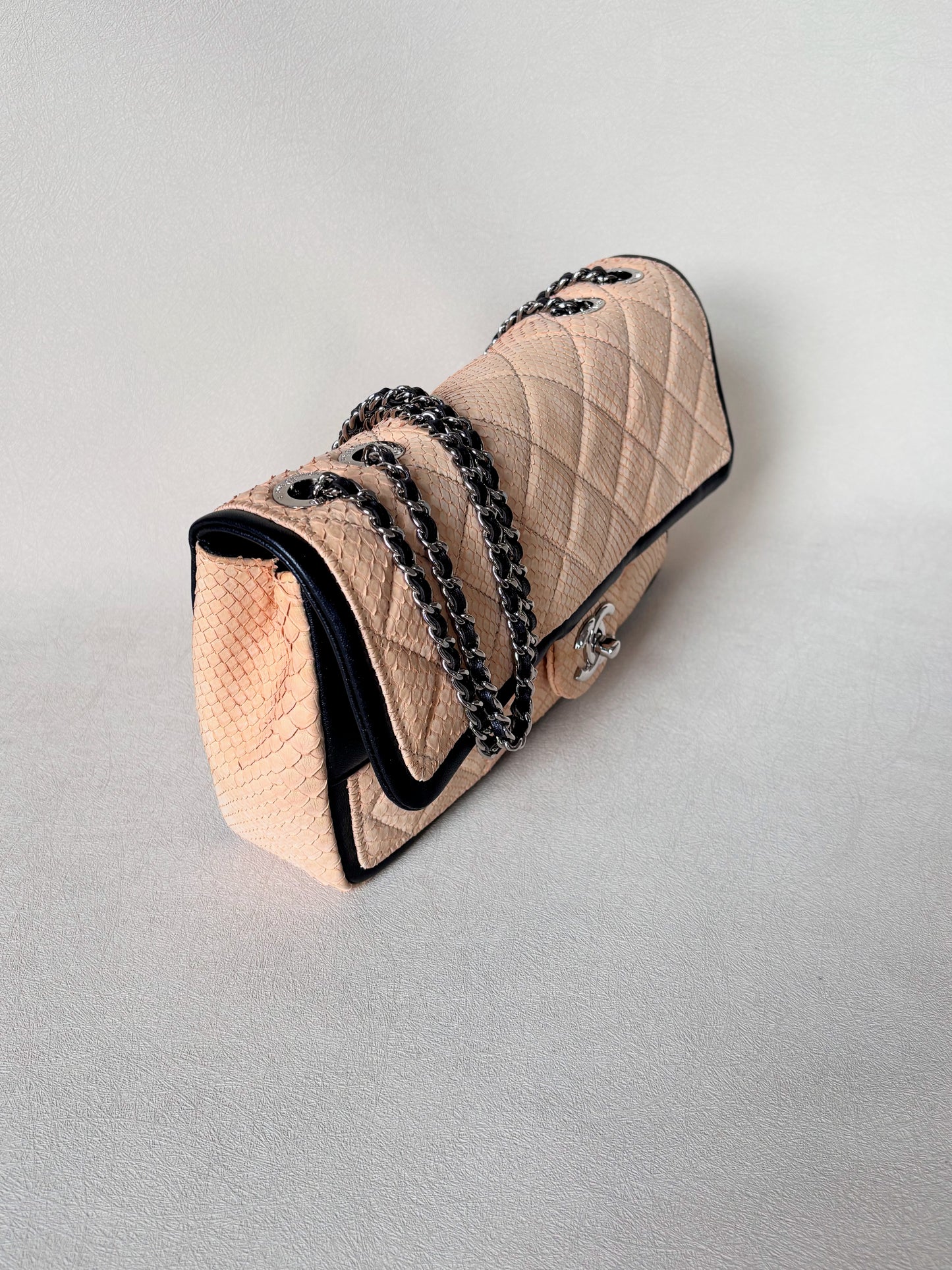 CHANEL Sac Timeless