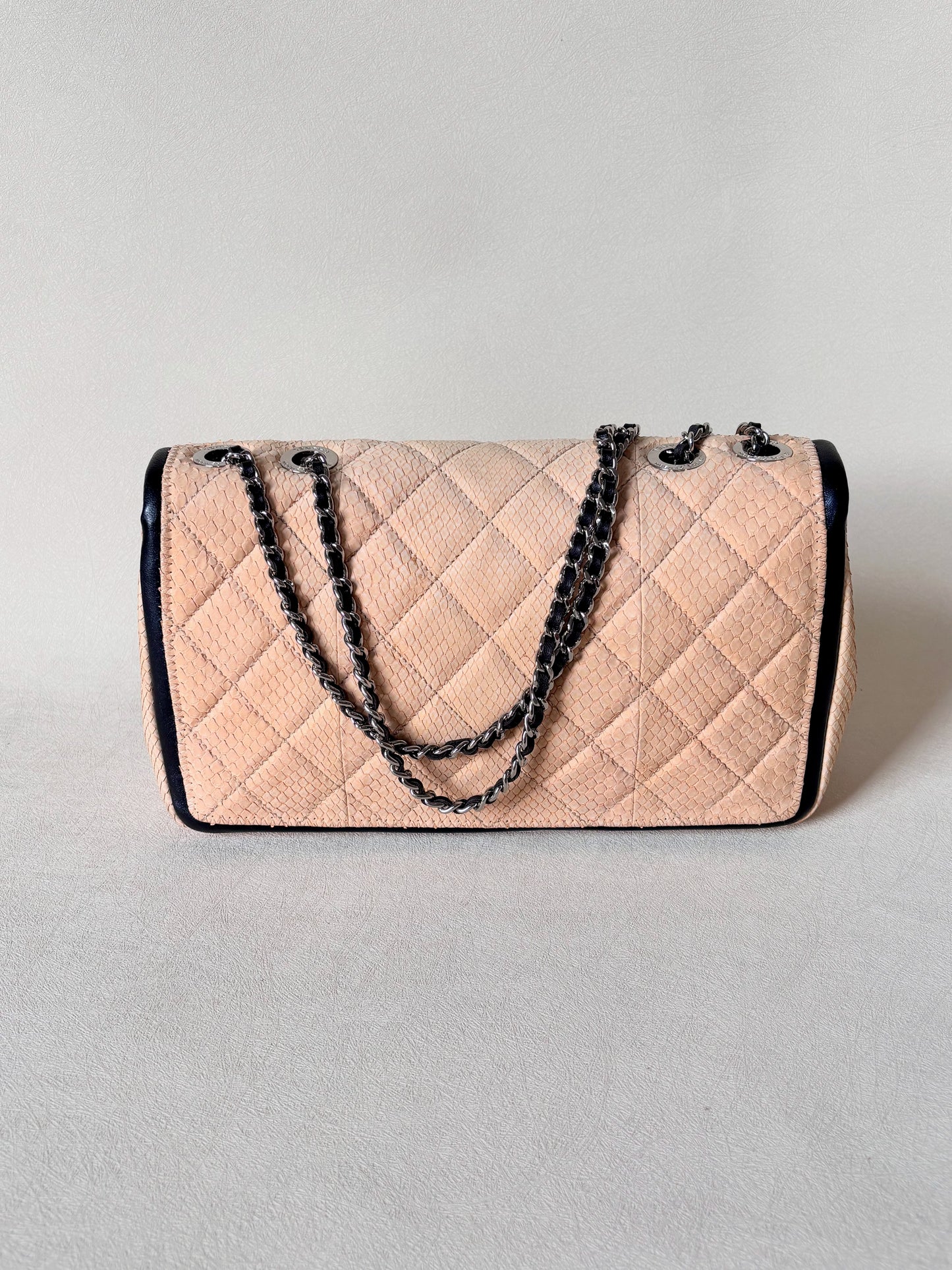 CHANEL Sac Timeless