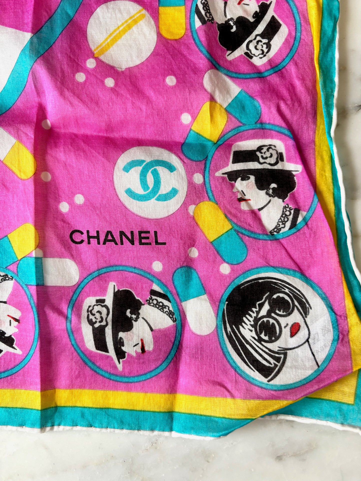 CHANEL Foulard en coton