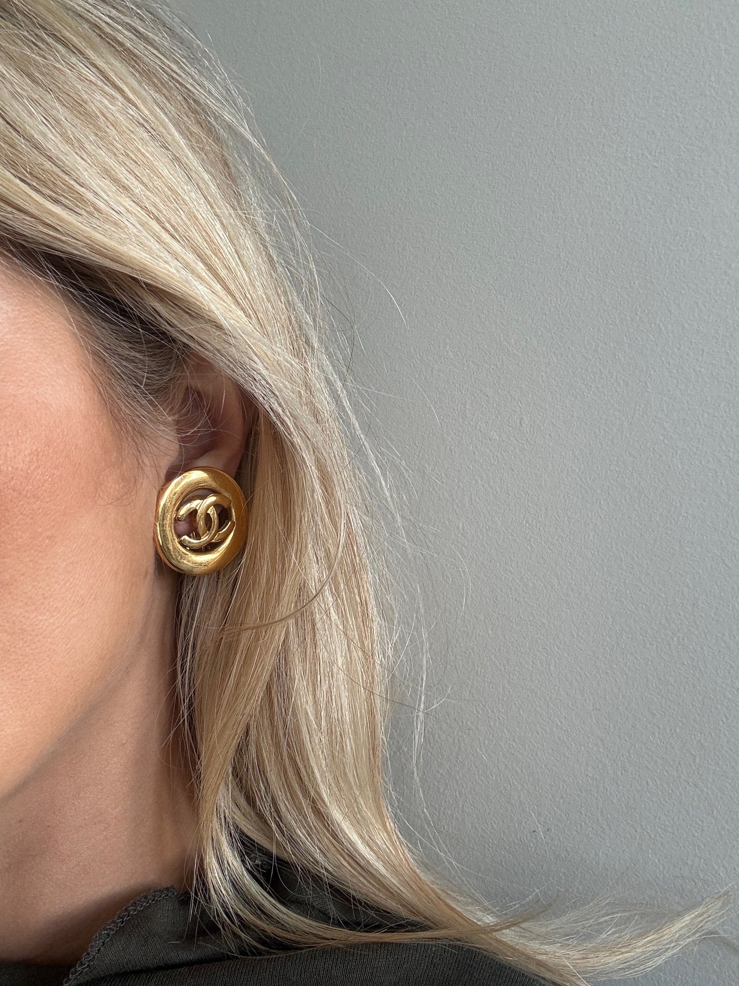 CHANEL Boucles d'oreilles