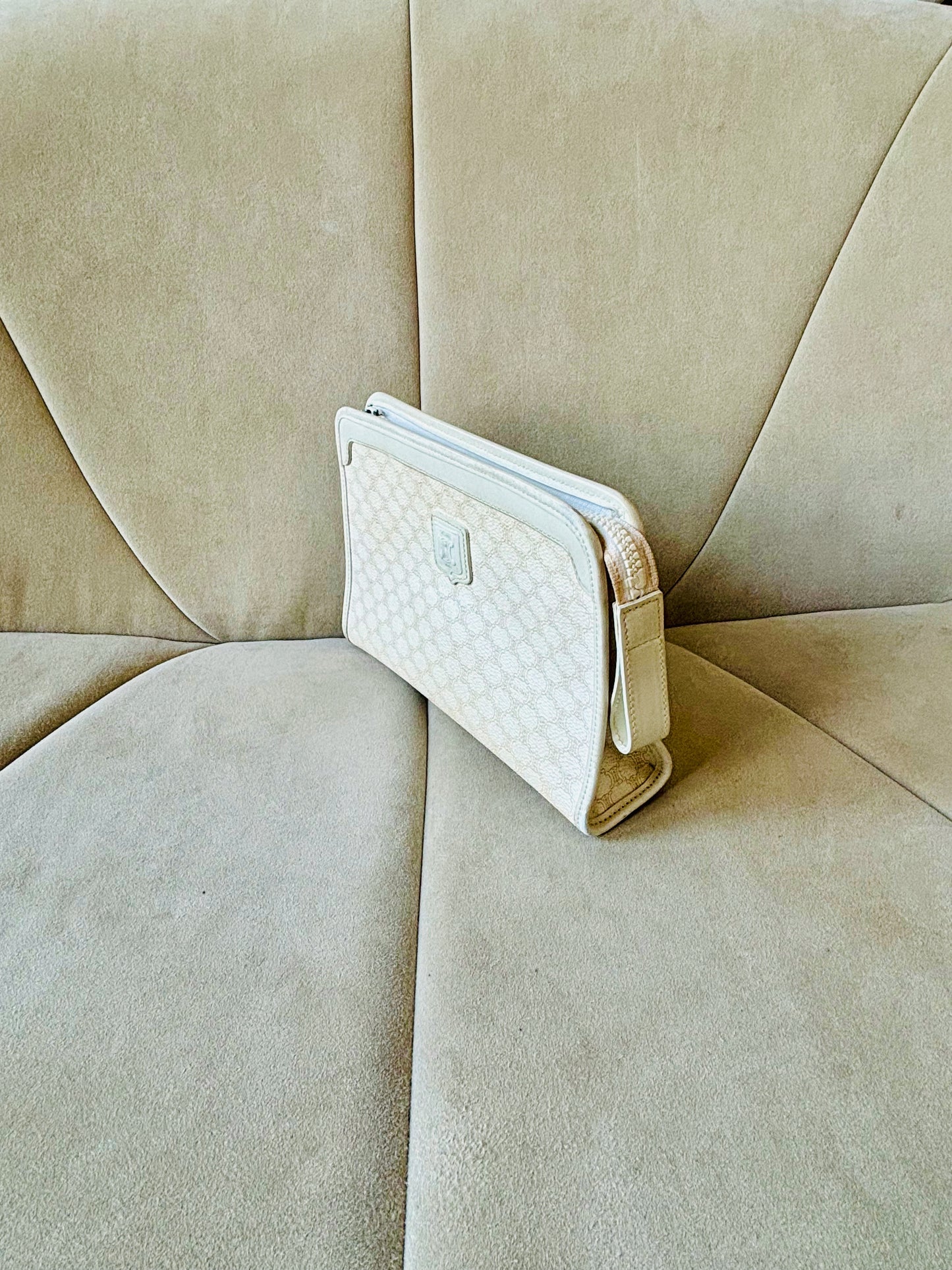 CÉLINE Pochette Triomphe
