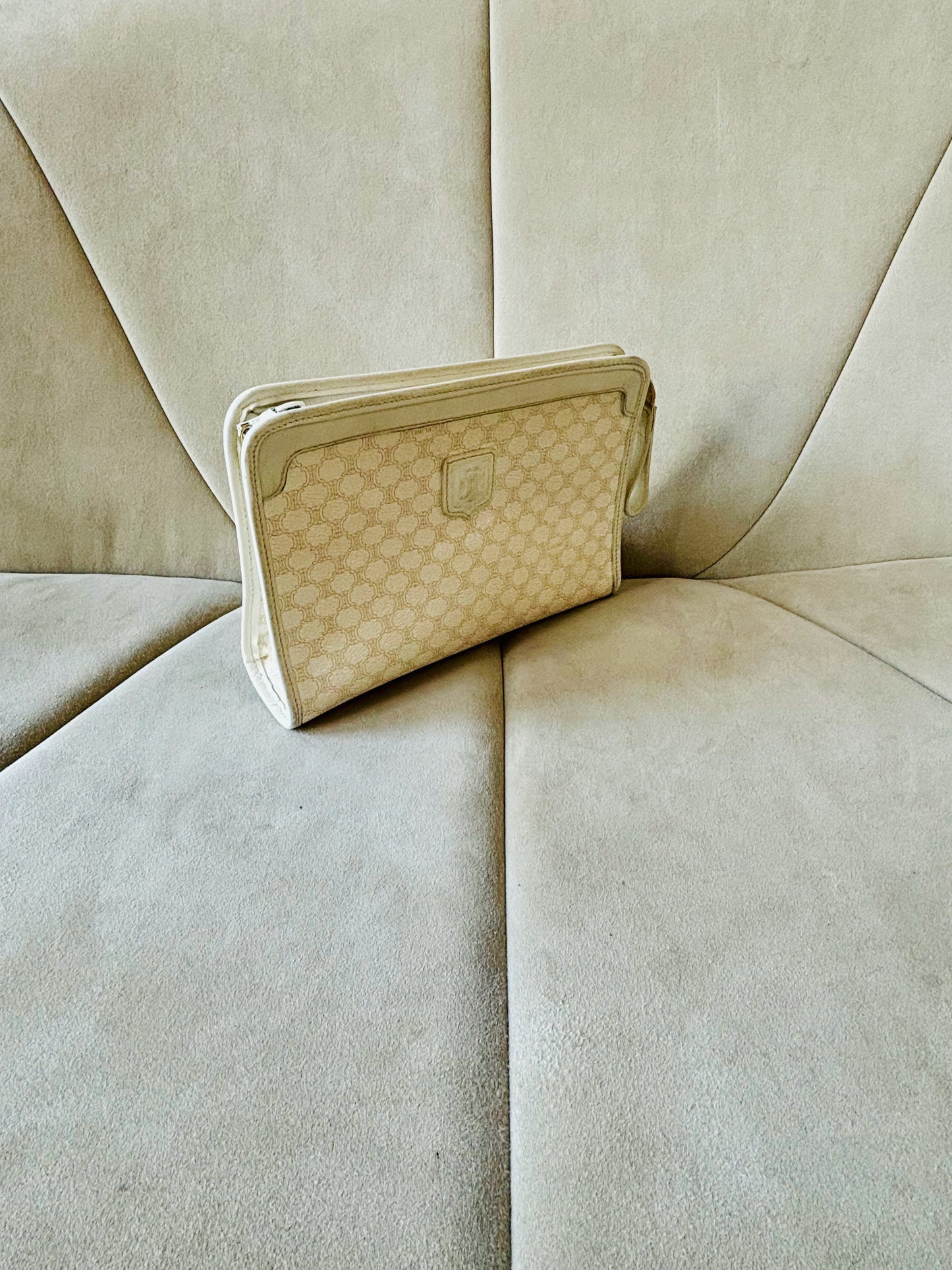CÉLINE Pochette Triomphe