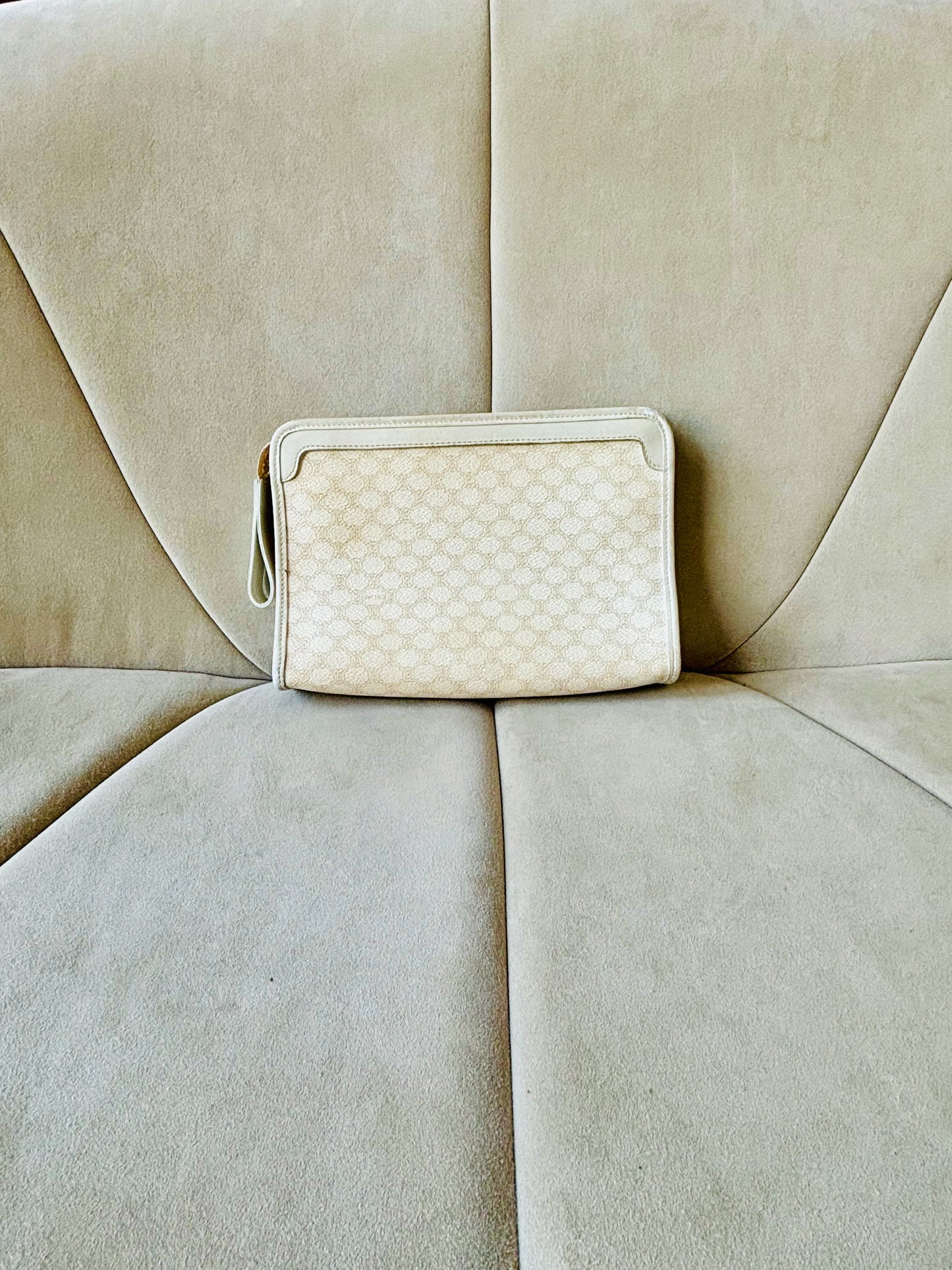 CÉLINE Pochette Triomphe