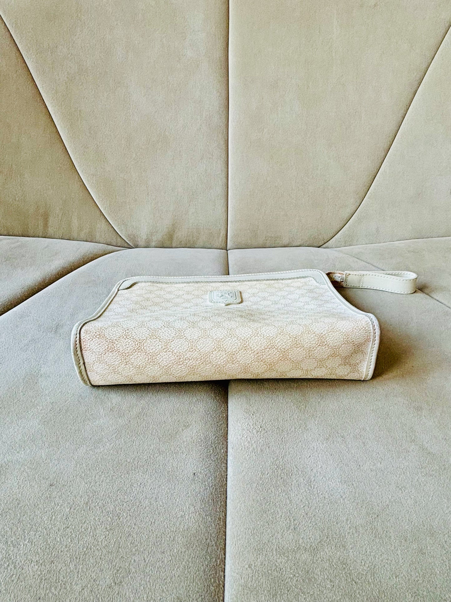 CÉLINE Pochette Triomphe