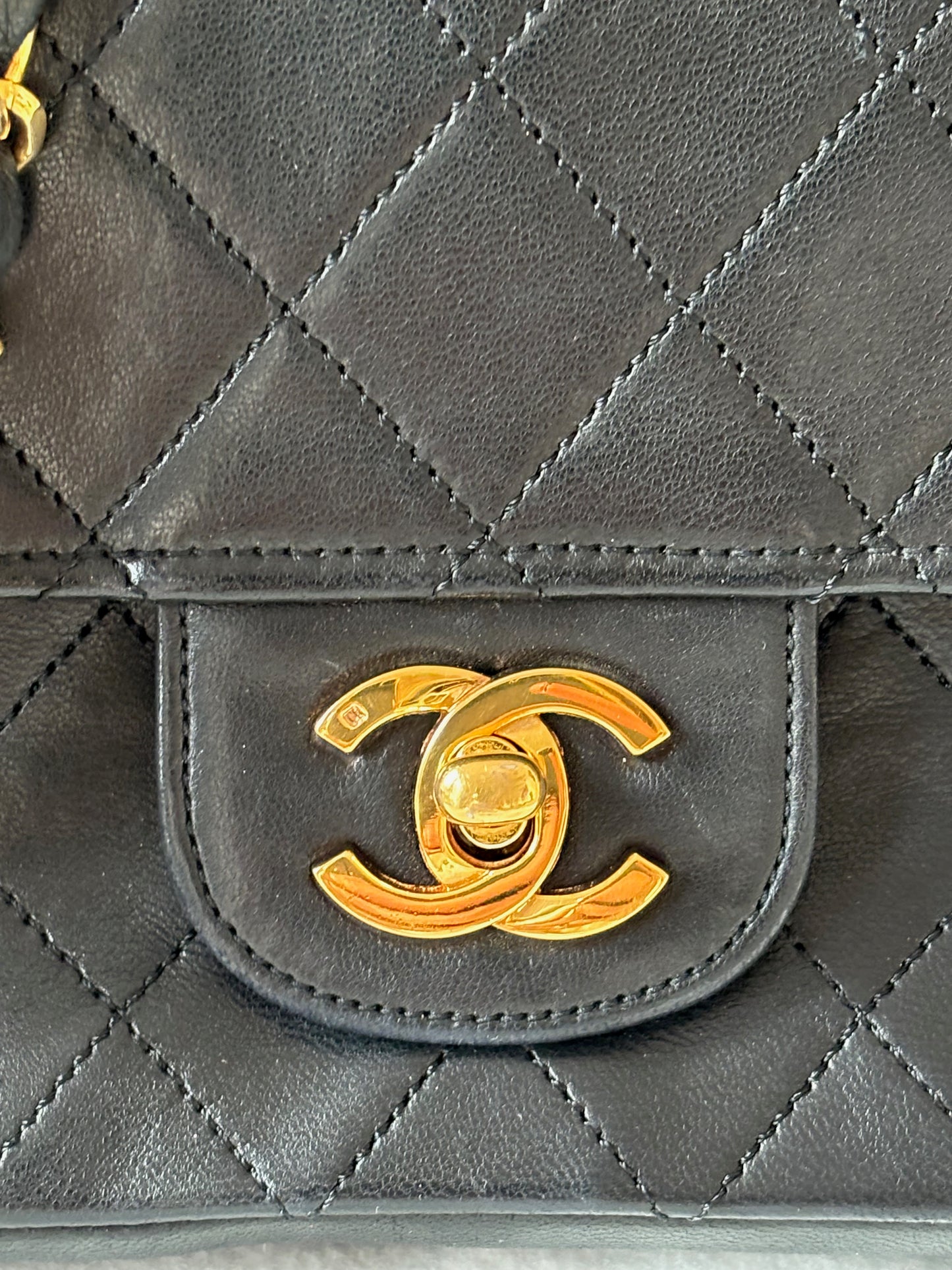 CHANEL Sac Timeless Classic 25