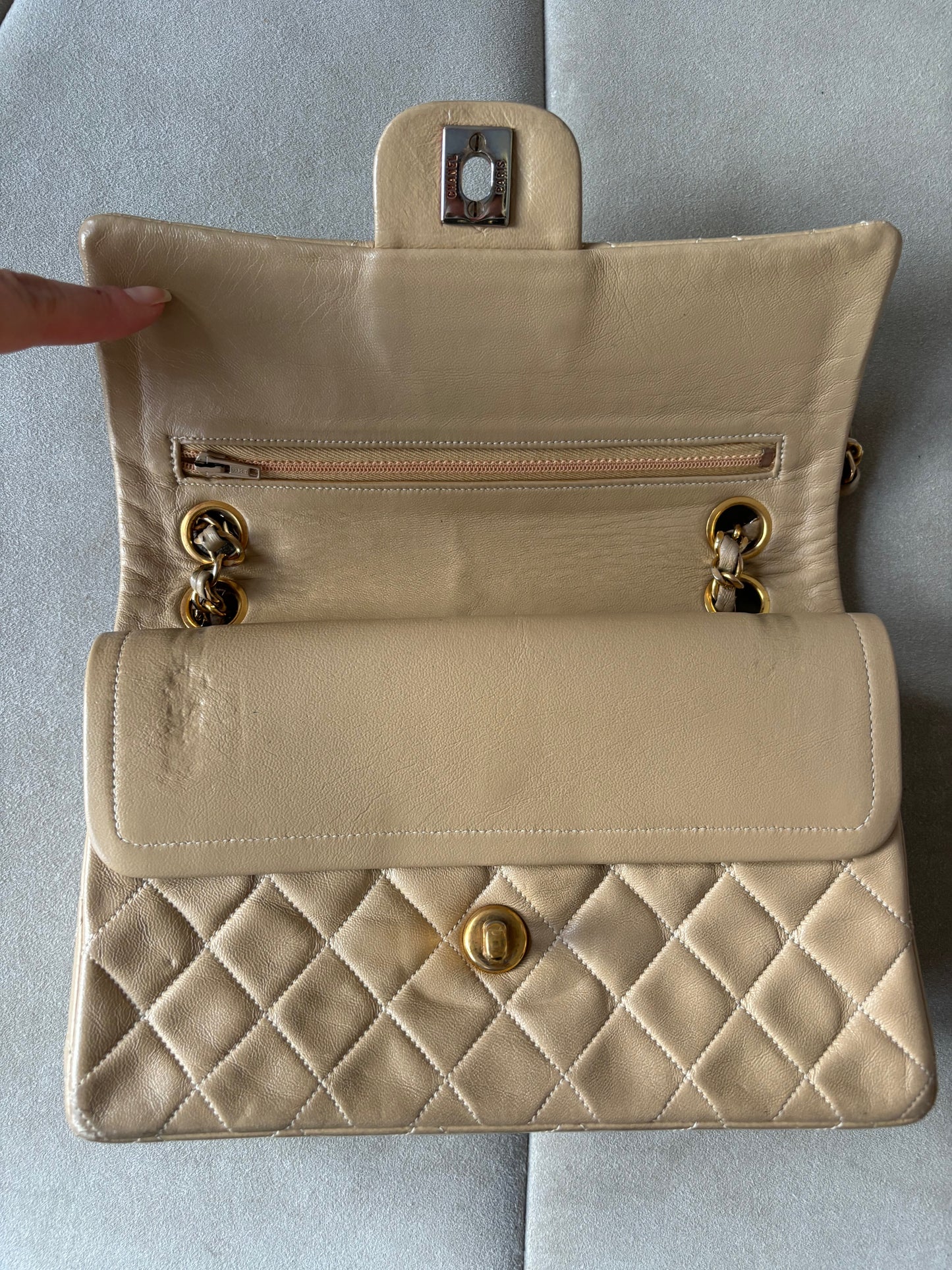 CHANEL Sac Timeless Classic 23