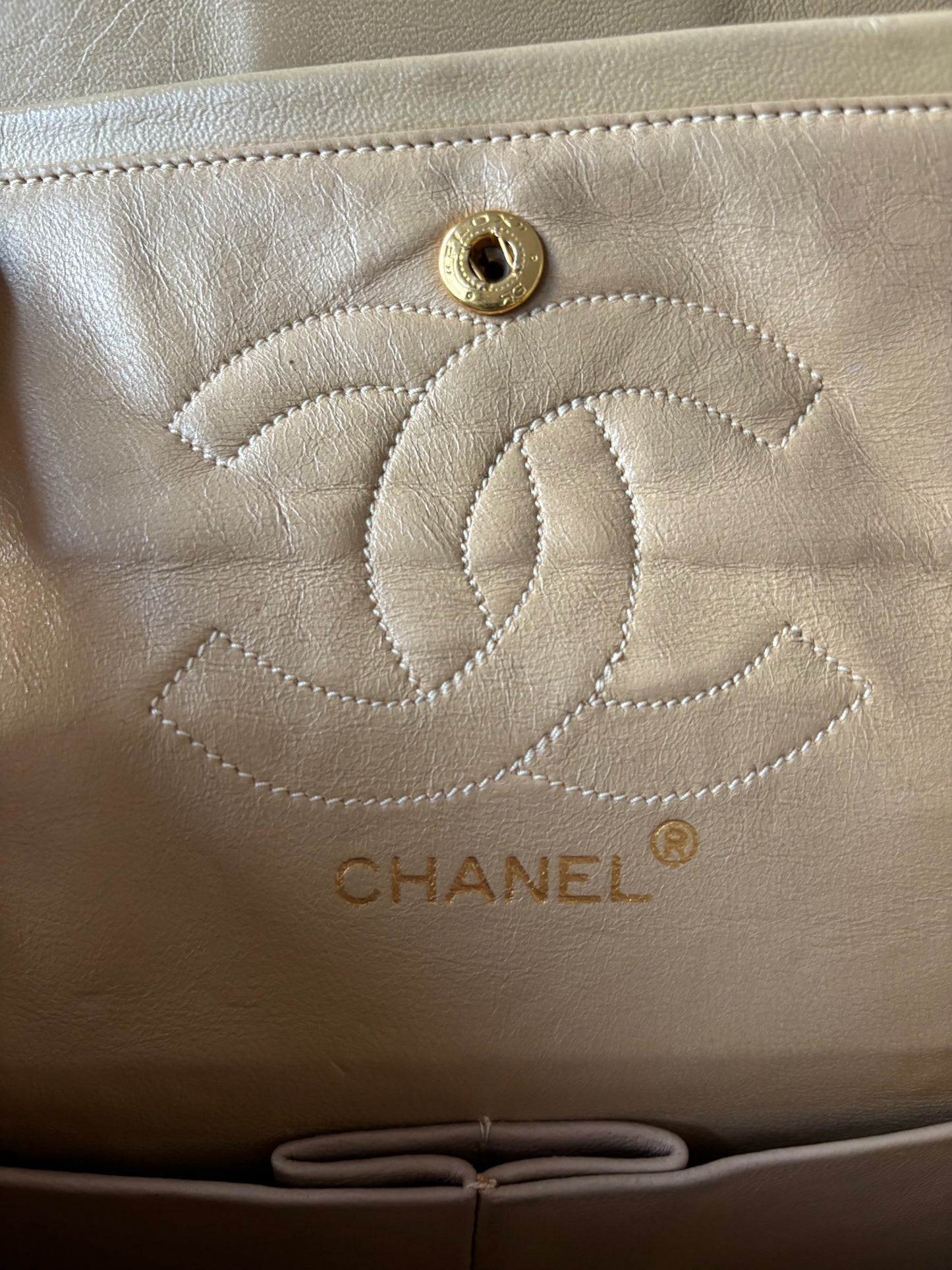 CHANEL Sac Timeless Classic 23