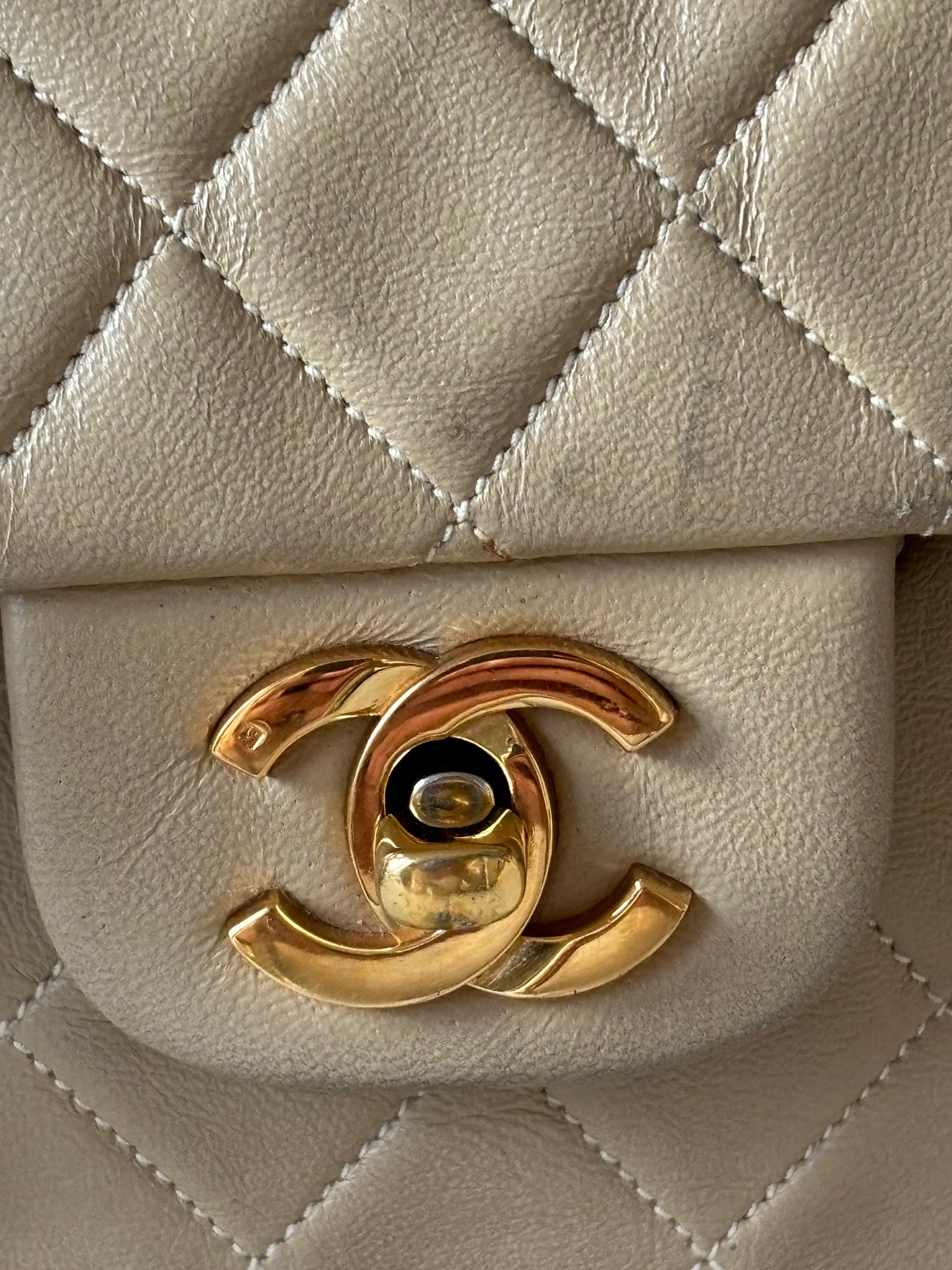 CHANEL Sac Timeless Classic 23